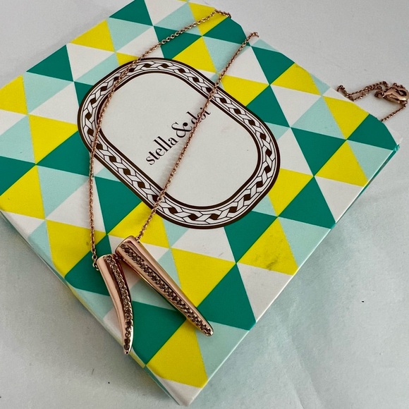 Stella & Dot Rose Gold Double Pave Horn Pendant Necklace - Picture 3 of 5